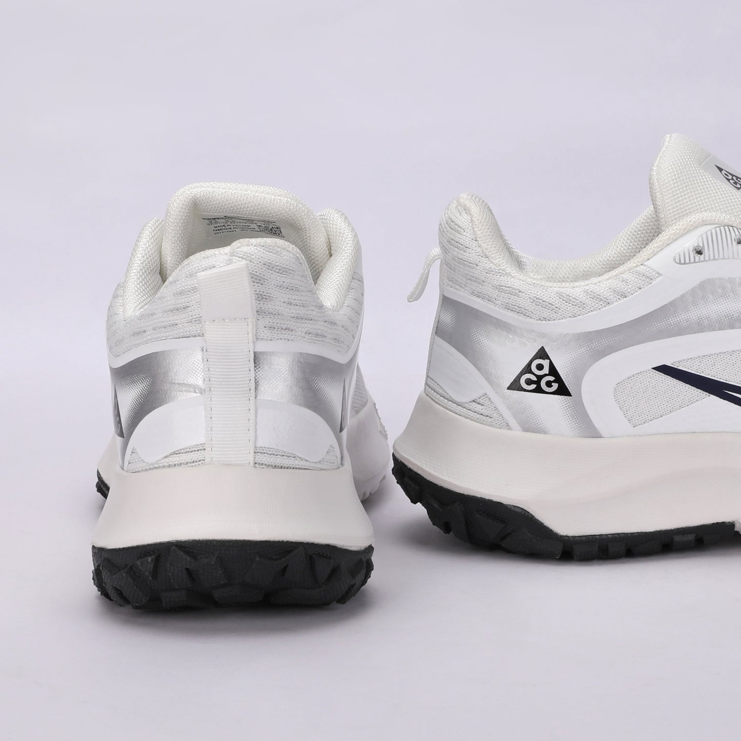NIKE ACG MIRROR WHITE- 402