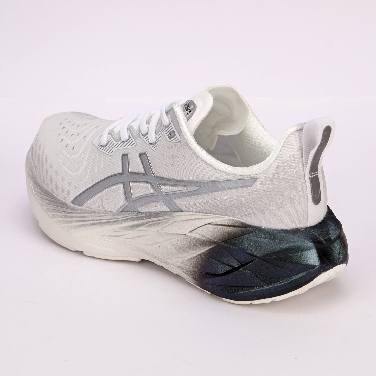 ASICS NOVABLAST 4 MIRROR WHITE BLACK - 4140