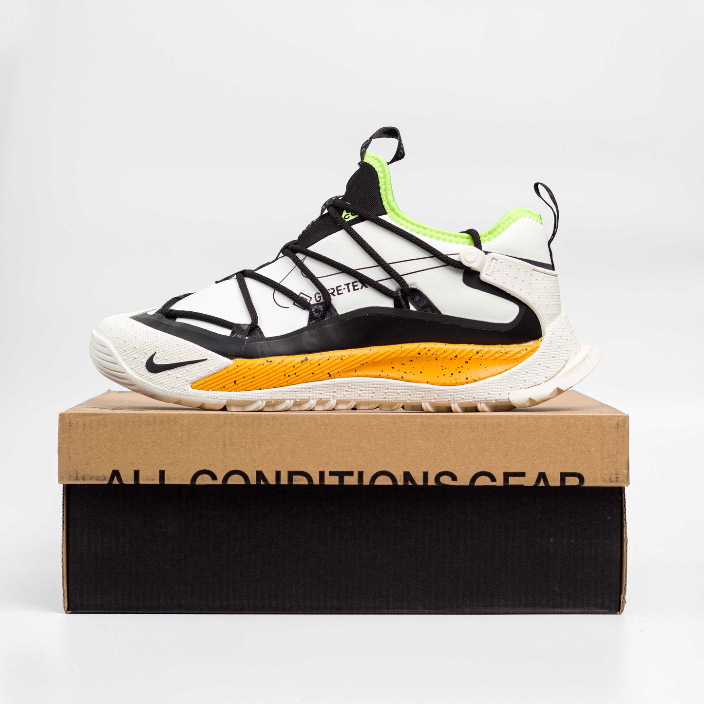 ACG AIR TERRA ANTARKTIK MIRROR WHITE - 4147 (C)