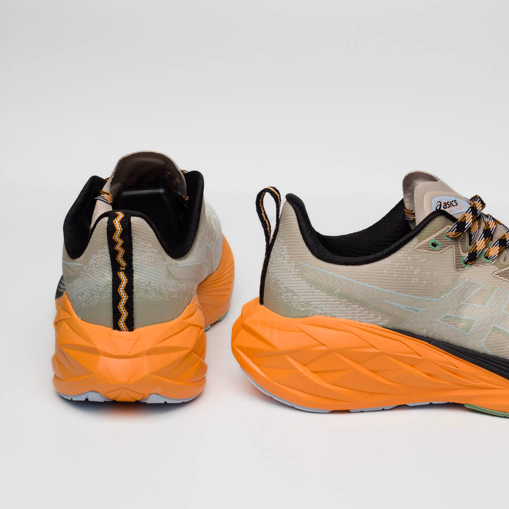 ASICS NOVABLAST 4 MIRROR BIEGE ORANGE - 4141