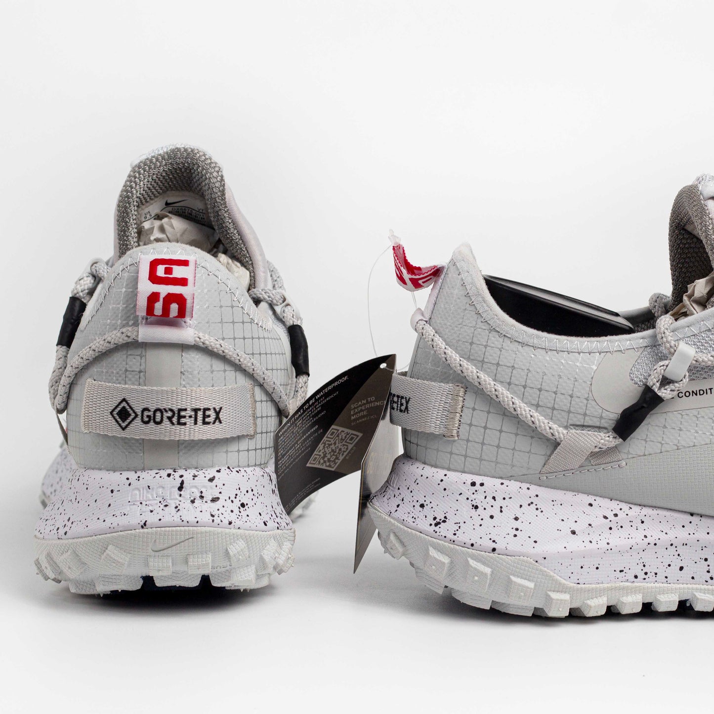 NIKE ACG MOUNTAIN FLY GTX SE MIRROR GREY- 4084
