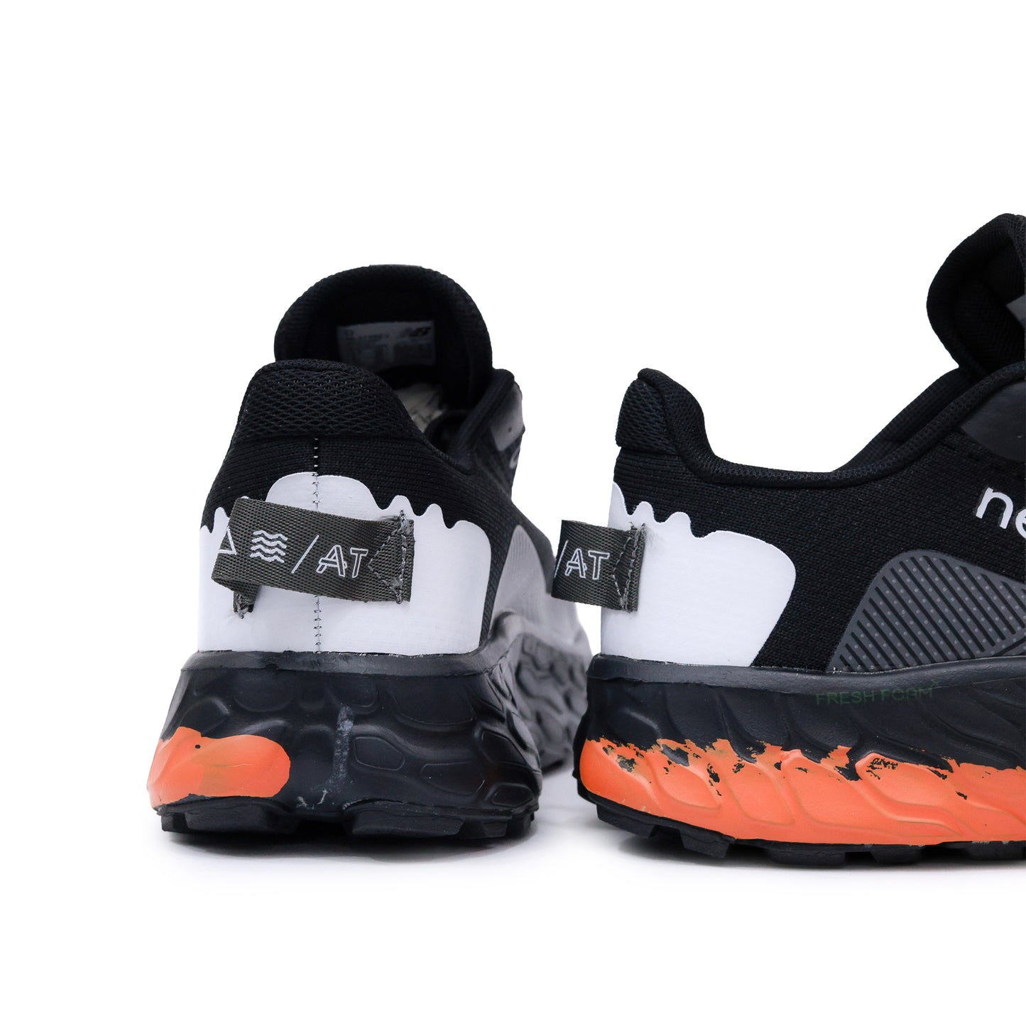 N.B MIRROR BLACK&ORANGE - 4281