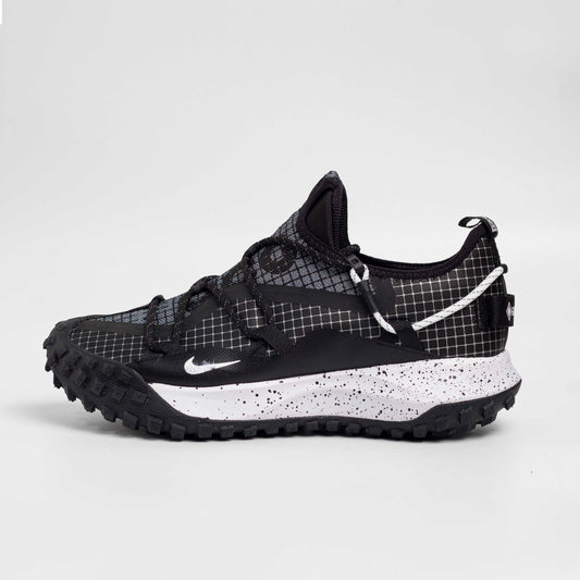 NIKE MOUNTAIN FLY GTX SE BLACK WHITE - 4145