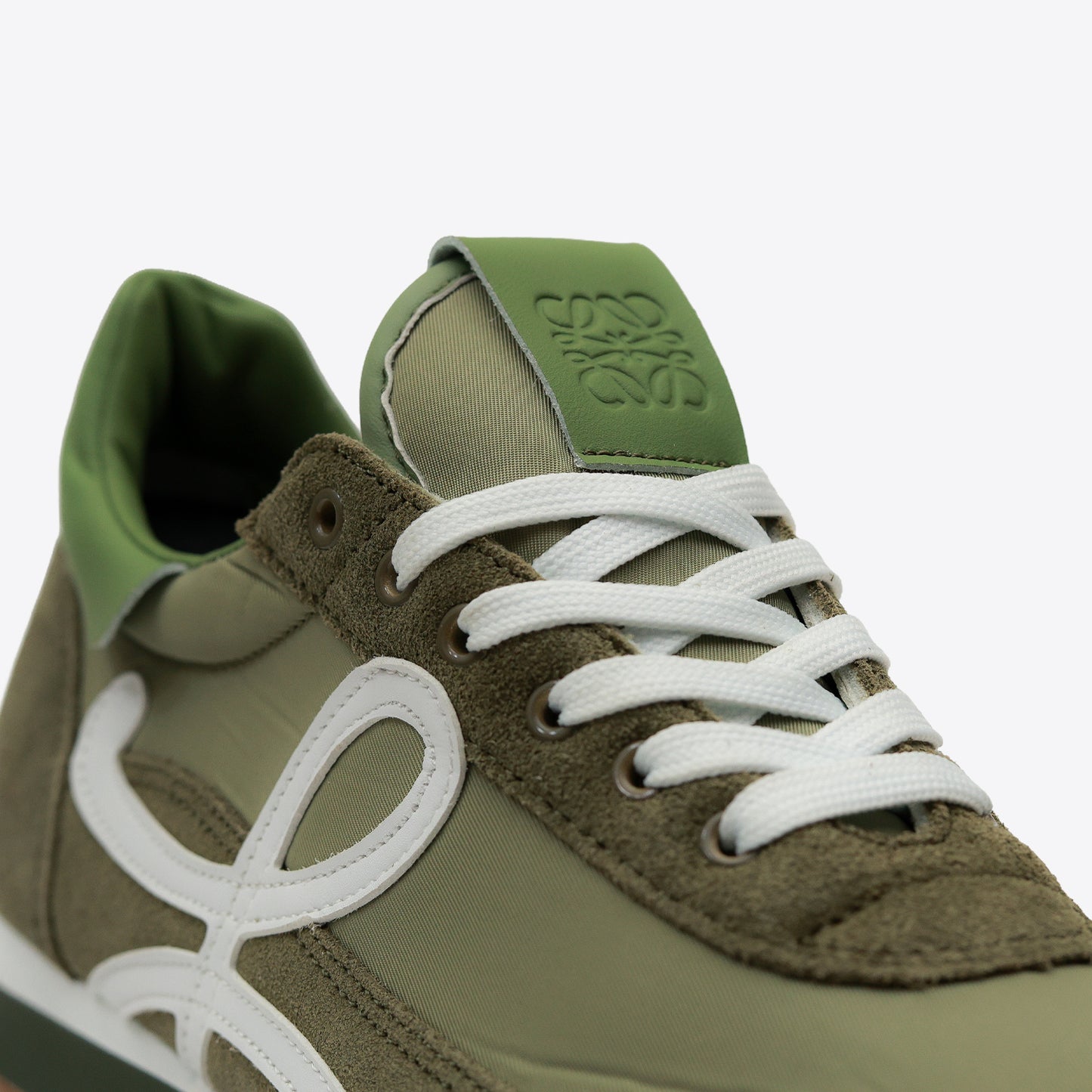 LOEWE FLOW RUNNER MIRROR OLIVE WHITE - 4308