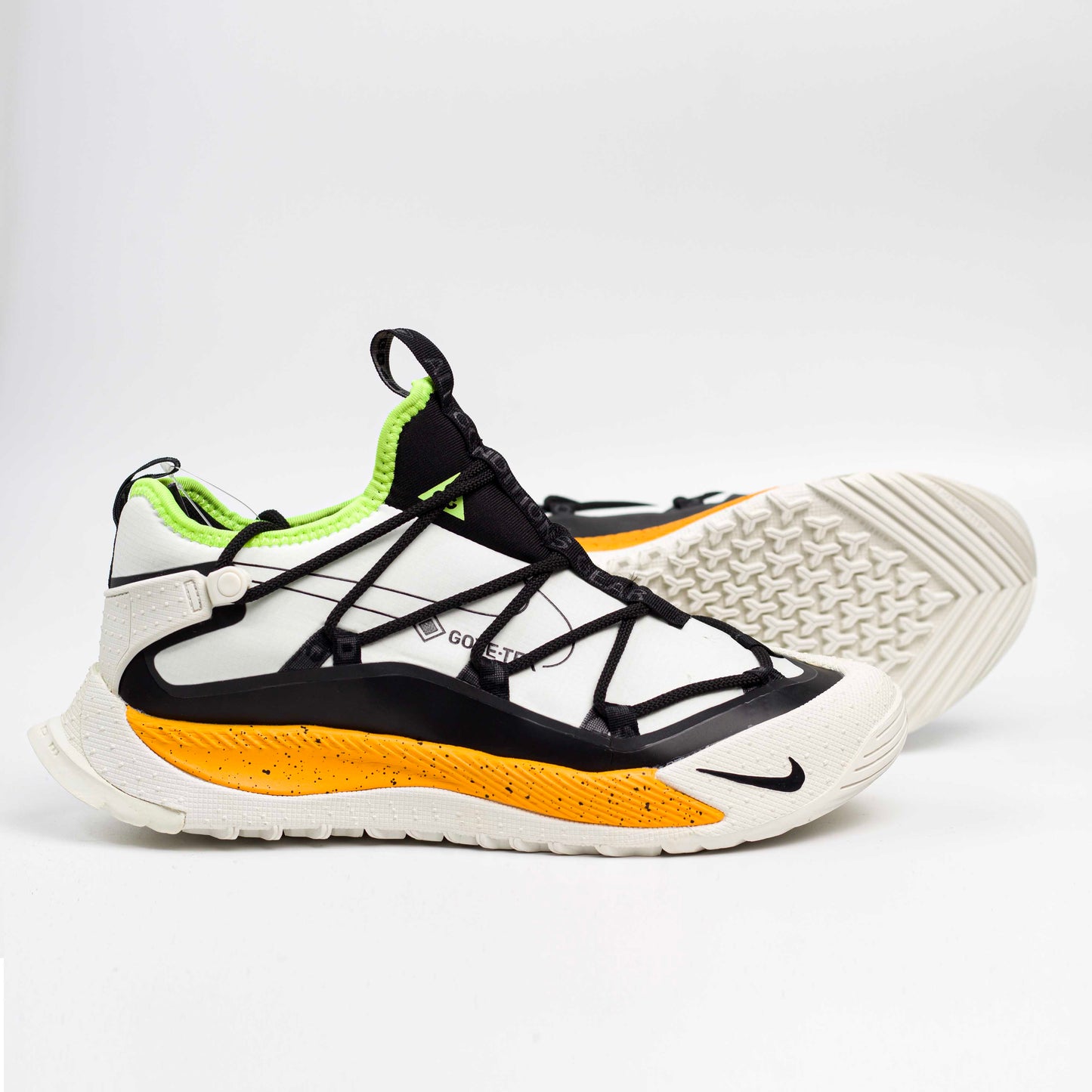 ACG AIR  TERRA ANTARKTIK MIRROR WHITE - 4147 (C)