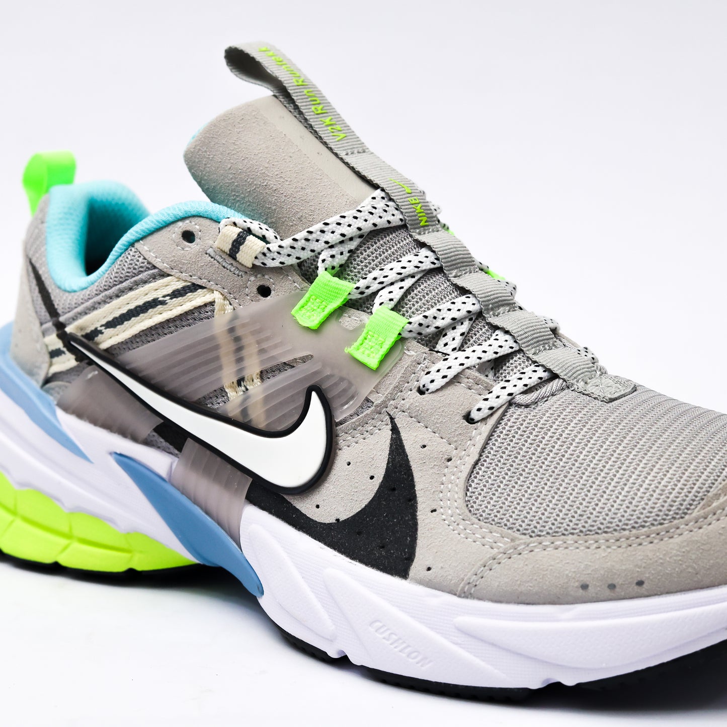 NIKE V2K RUN  MIRROR  LT GREY - 4350