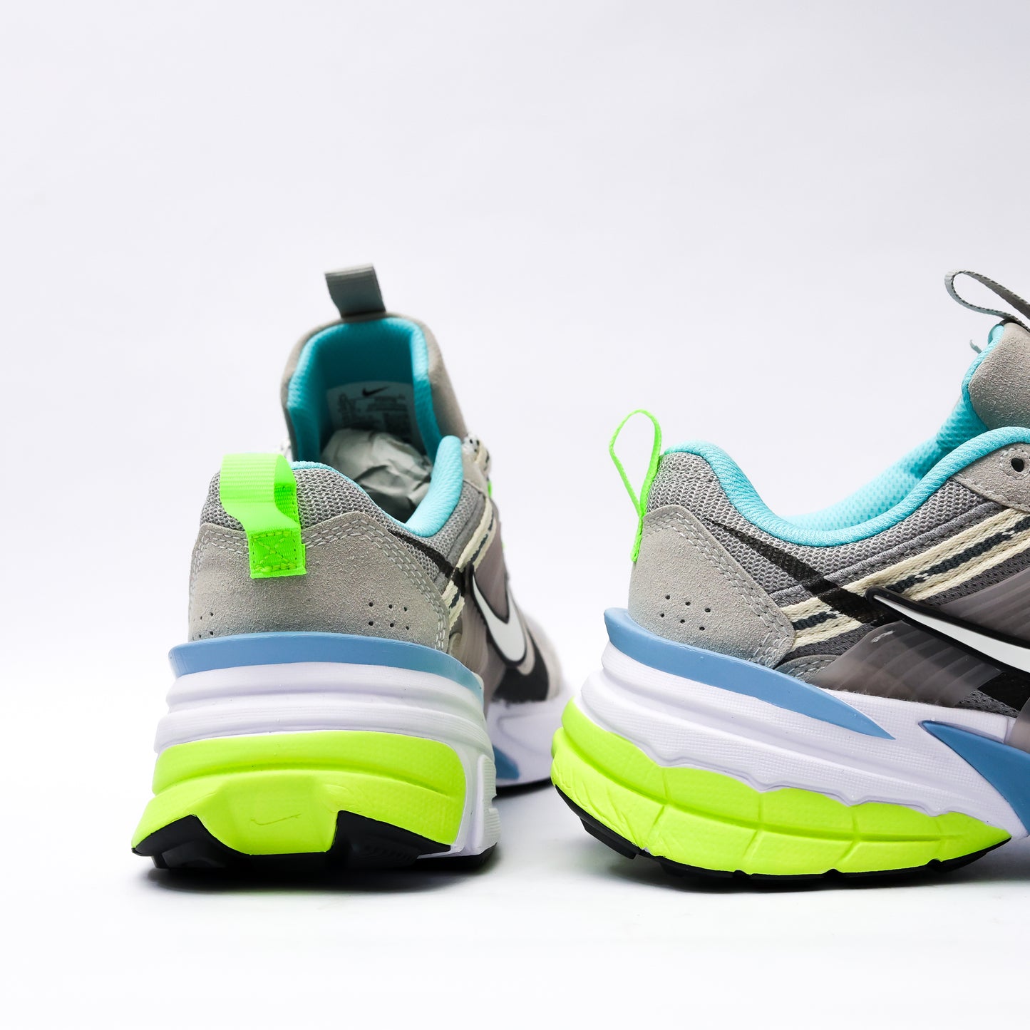NIKE V2K RUN  MIRROR  LT GREY - 4350