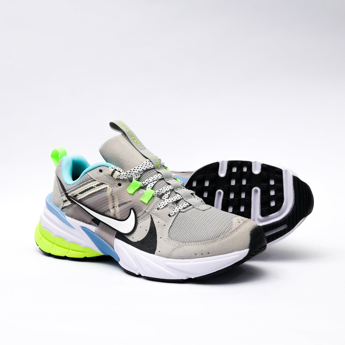 NIKE V2K RUN  MIRROR  LT GREY - 4350